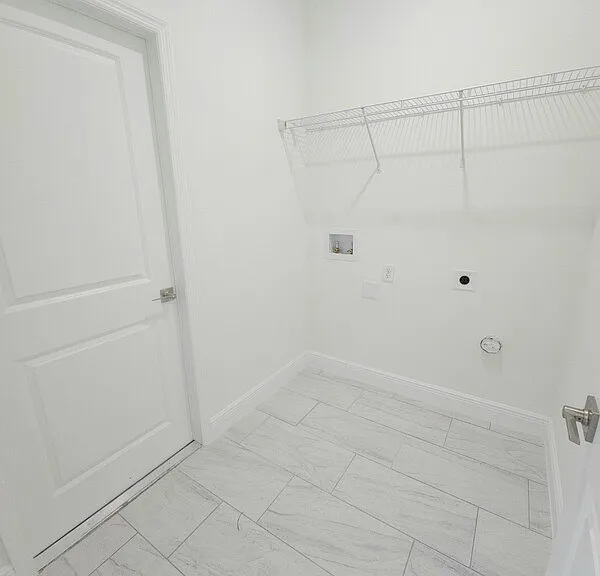 1912 W McNeal Dr — Photo 11