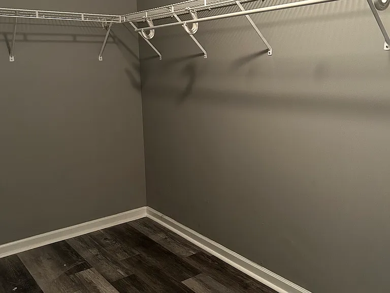5536 Bluegrass Dr — Photo 33