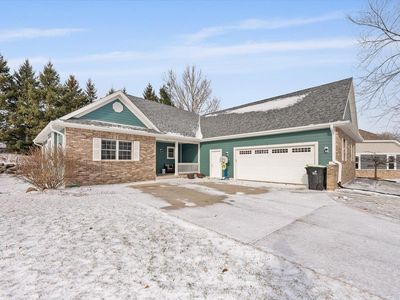 1457 Red Oak DRIVE, Hartford, WI, 53027