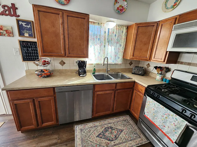 605 Raemar Dr — Photo 14