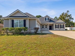 312 Deerwood Village Dr, Woodbine, GA 31569