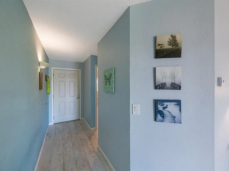 1125 Pinellas Bayway S #305 — Photo 4