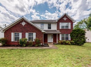 1542 Waxman Dr, La Vergne, TN 37086