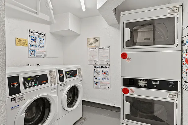 Sold by Compass | media 9