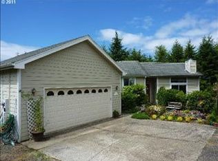 83518 Clear Lake Rd, Florence, OR 97439