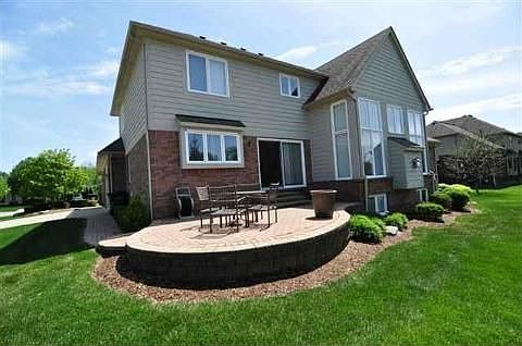 5th image of 55415 Belmont Dr
