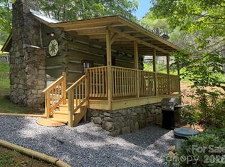 30 Grove Park, Waynesville, NC 28786