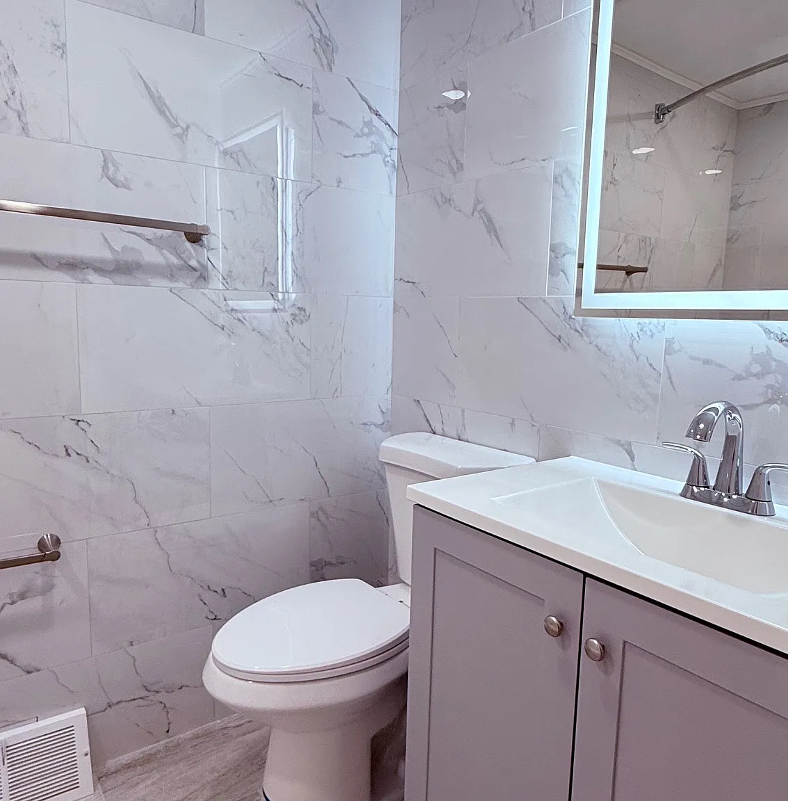 2 bed, 900 sqft, $1,900 — Photo 2