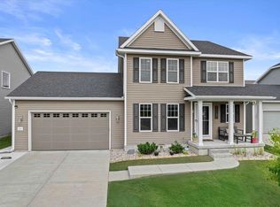 125 Crooked Tree Drive, Deforest, WI 53532