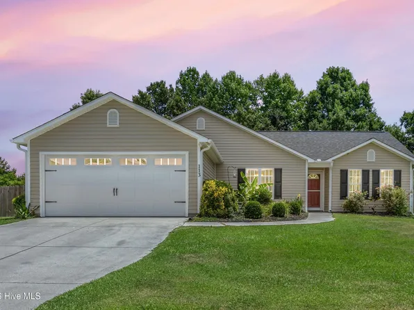113 Rolling Meadow Drive, Richlands, NC 28574