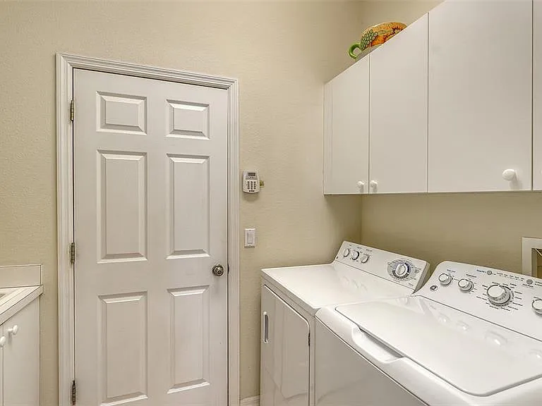 6909 Lennox Pl — Photo 16