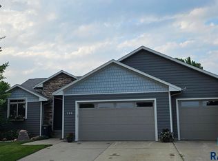 612 Sarah C St, Garretson, SD 57030