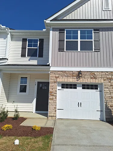 34 Gregory Village Dr Photo 1