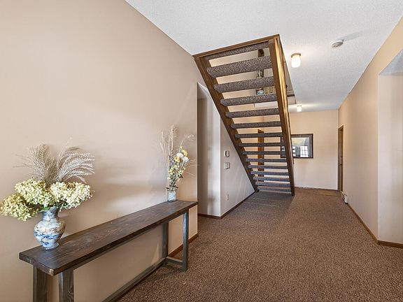 4th image of 3306 Greenbrier St #3306D