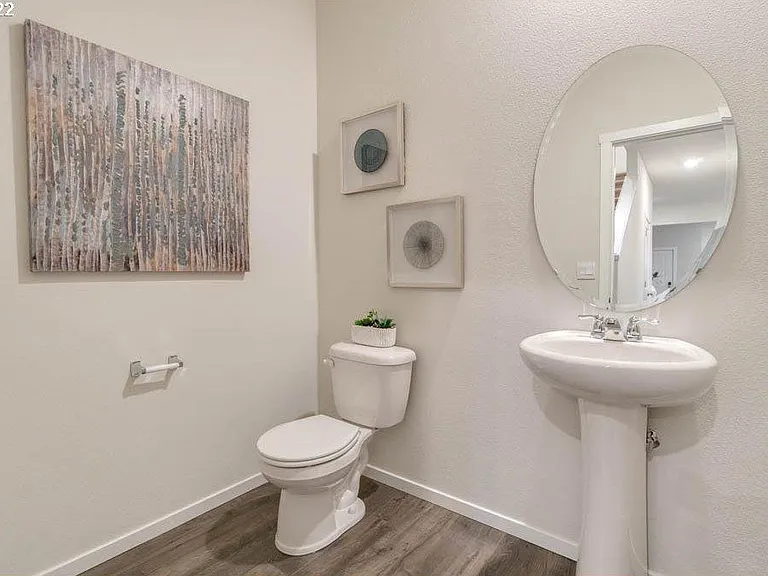 2605 NE 115th Pl — Photo 8