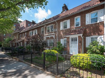 34-42 88th St #1, Jackson Heights, NY, 11372