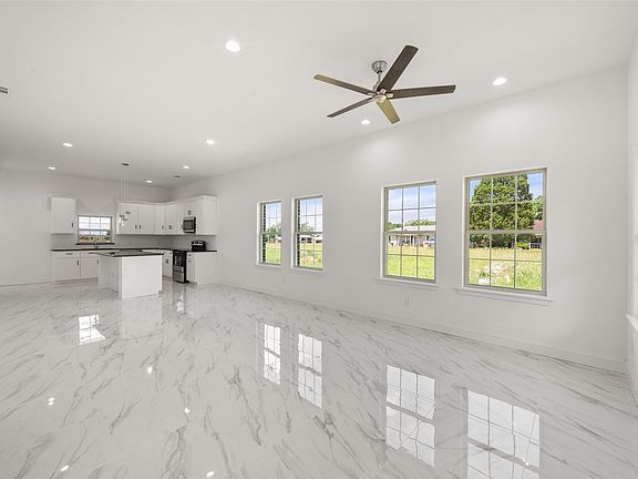 4th image of 149 Lbj Ranch Rd