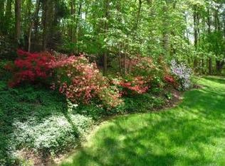 9303 Arabian Ave, Vienna, VA 22182