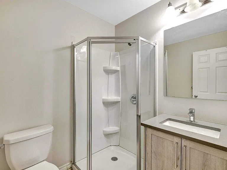 84 Russell Ave #10A — Photo 9