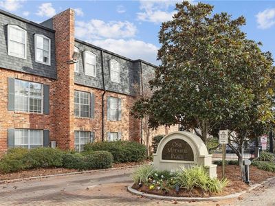 2601 Metairie Lawn Dr #214, Metairie, LA, 70002