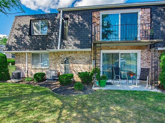 3rd image of 26A Foxberry Dr