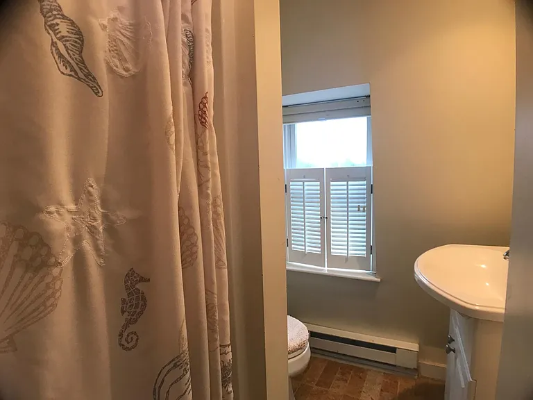 235 Spring St #5 — Photo 7
