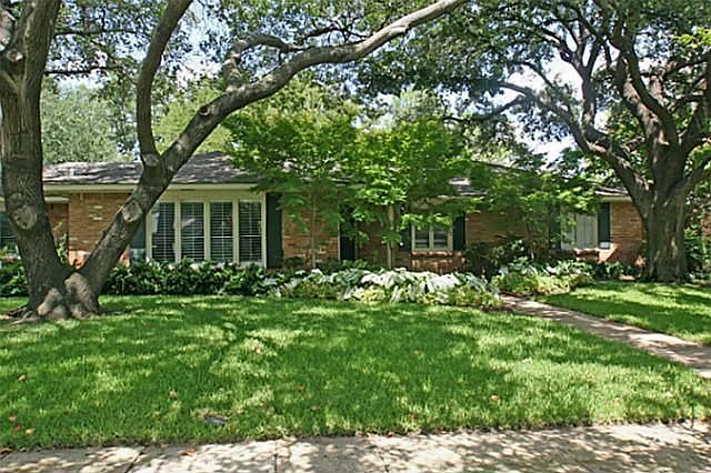 1st image of 3639 Warick Dr