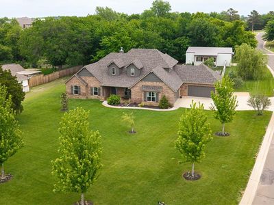 10430 Pine Ridge Rd, Edmond, OK, 73025