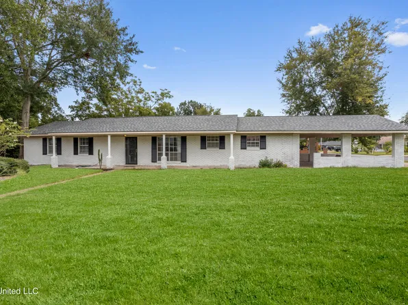 2083 Camp Wilkes Rd, Biloxi, MS 39532