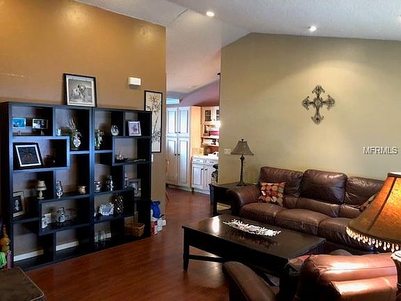 5th image of 3067 E Windchime Cir