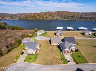 316 Cape Lookout Lgt, Loudon, TN 37774