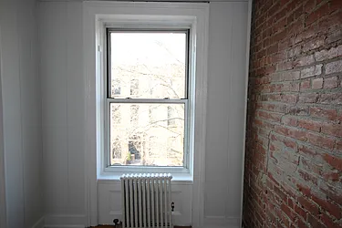 Rented by Brooklyn Real Inc