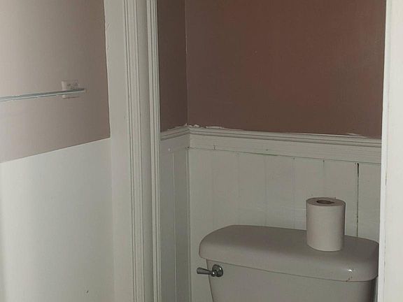 3rd image of 83 Englewood Ave APT 10