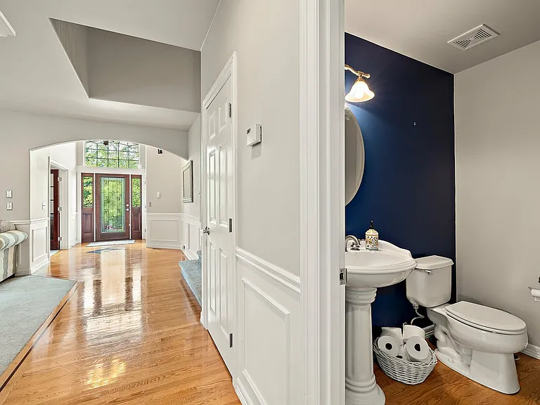 12153 SE 307th Pl — Photo 8