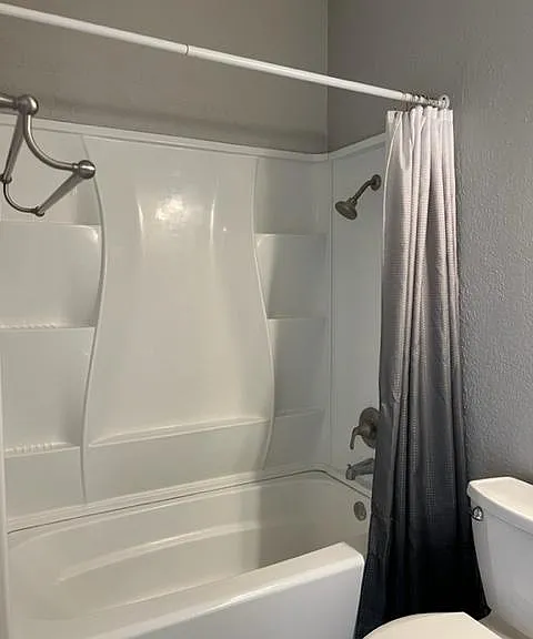 817 Main St #7 — Photo 15