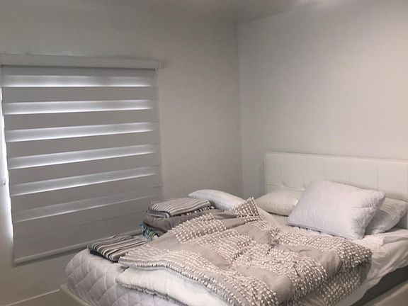 3rd image of 2816 Pine Tree Dr APT 4