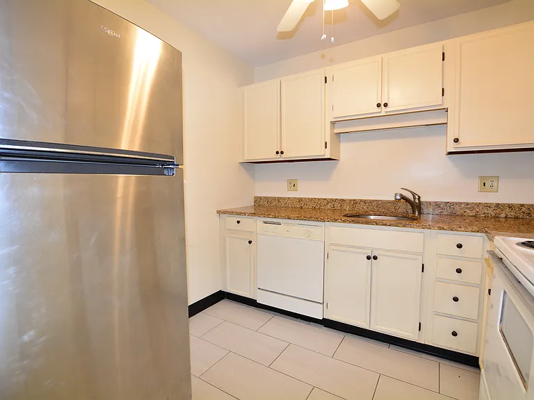 147 Milk St #10 — Photo 3
