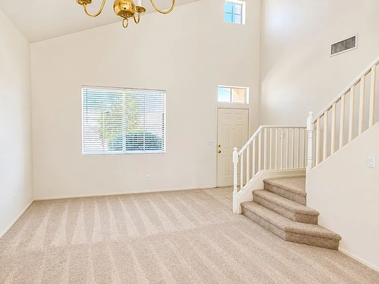 8101 Kempston Ct — Photo 2
