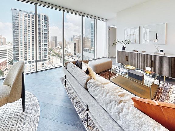 3rd image of 715 Prairie Ave #1503