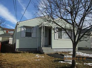 45 Norfolk St, Cranston, RI 02910