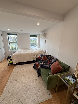 Rented by Owner | media 10