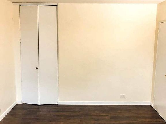 5th image of 6115 97th St APT 6B