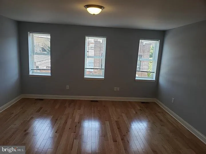 430 S Bond St — Photo 19