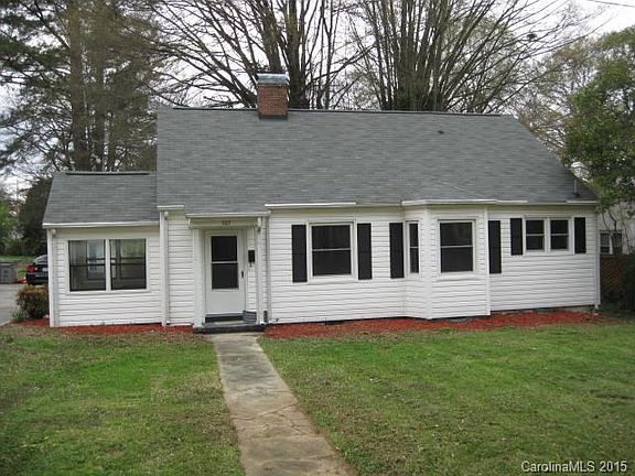 2nd image of 307 Oakdale St