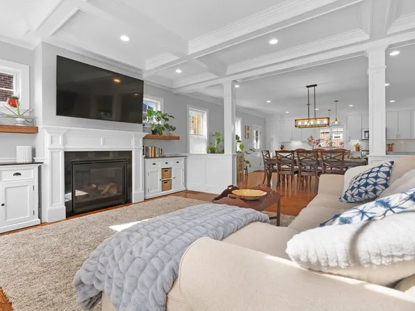 240 Westminster Ave #1, Watertown, MA 02472