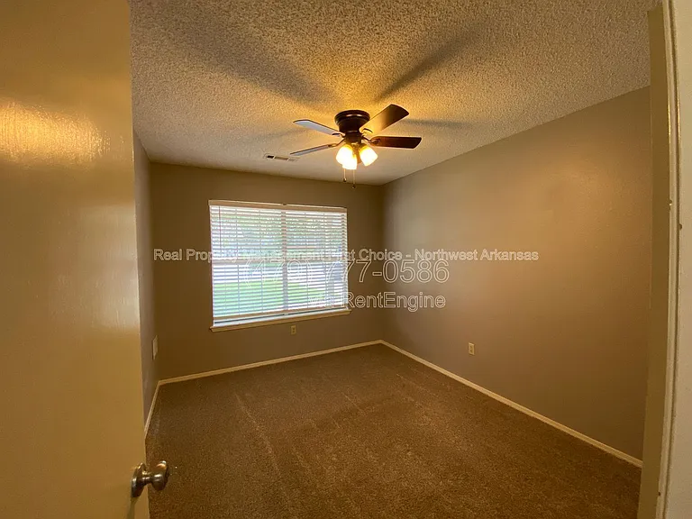 3168 W Shale St — Photo 11