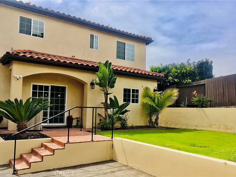 104 Avenida Caballeros — Photo 4
