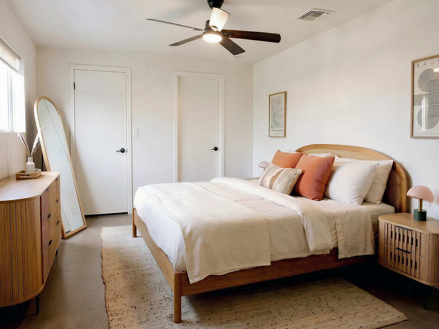 5 bed, 2225 sqft, $5,250 — Photo 3