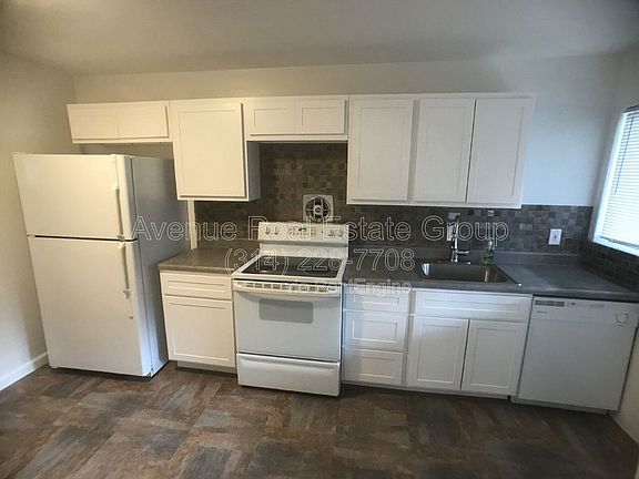 5th image of 720 Preakness Ln