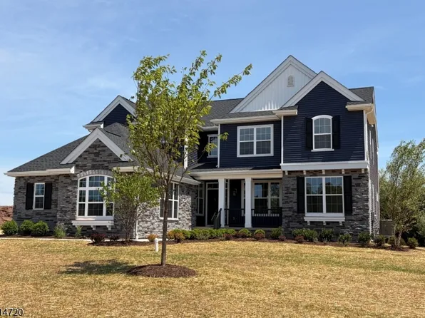 5 Paetzell Farm Rd, Milford Boro, NJ 08848